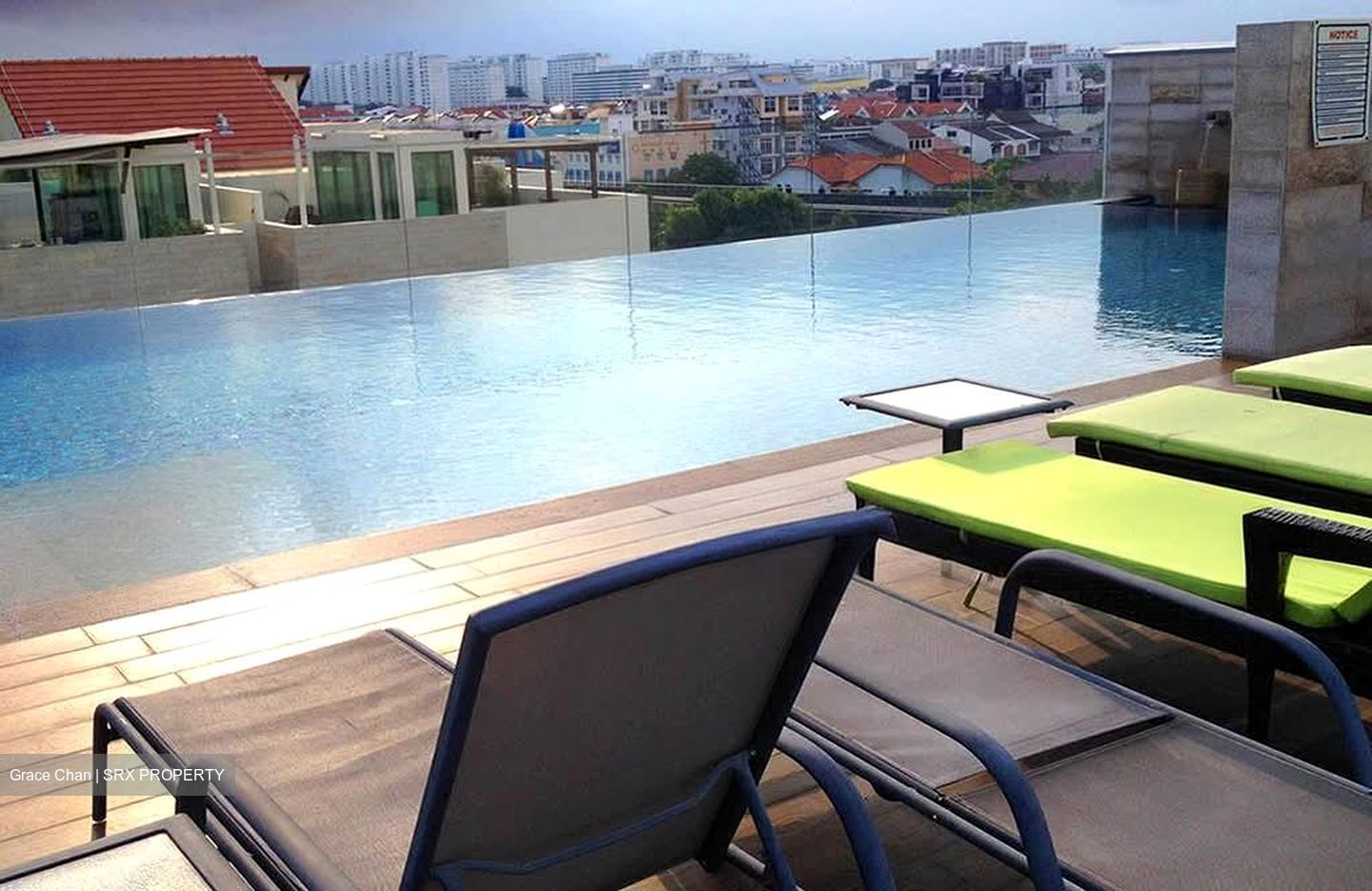 D'Gallery (D14), Apartment #585354811